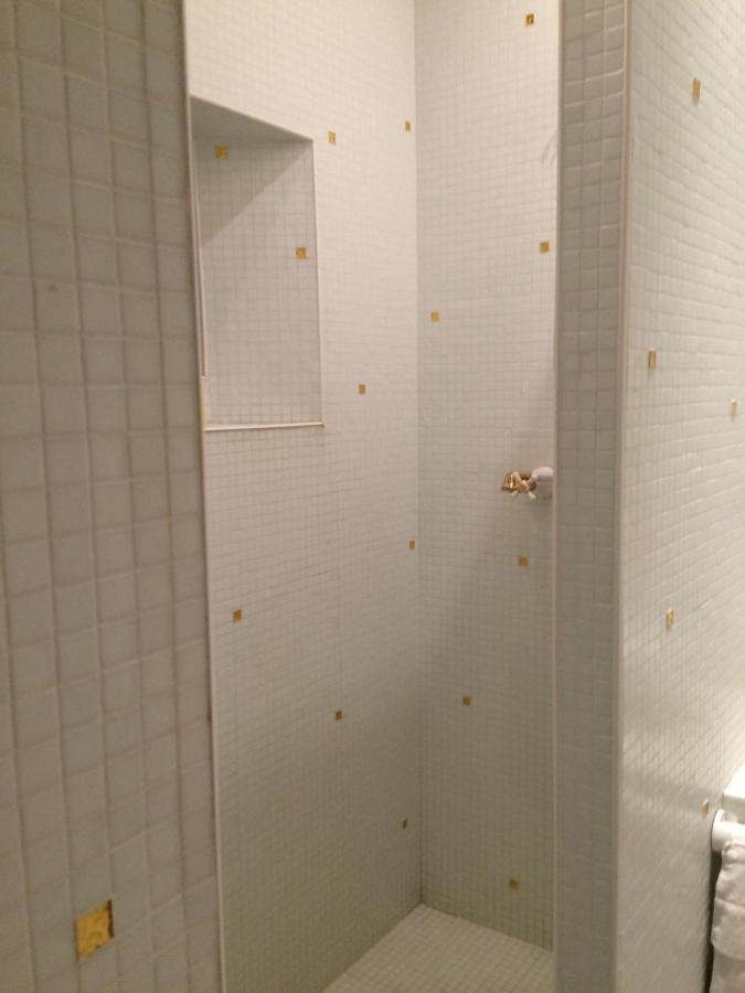 Chambre Jean'S Chez L'Habitant A ランバル エクステリア 写真
